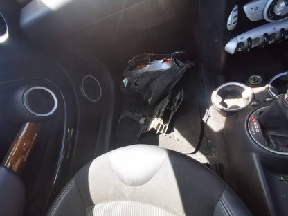 2009 MINI COOPER R55/R56/R57, WAGON/3DR HATCH/CABRIO, 03/07-05/15 51332756083 LEFT FRONT WINDOW REG MOTOR