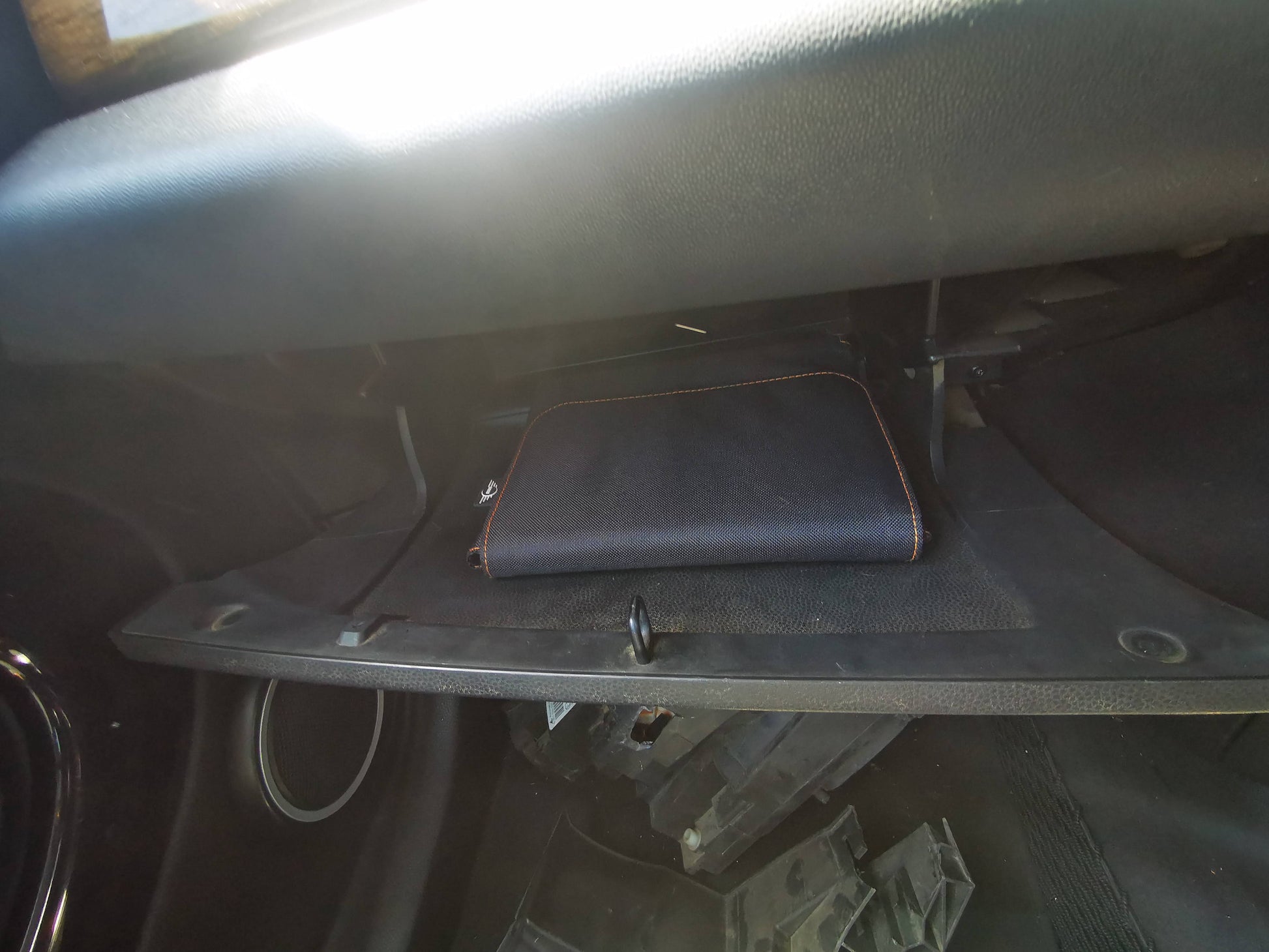 2009 MINI COOPER LEFT FRONT DOOR LOCK, R55/R56, HATCH/WAGON, 01/09-05/14 51212752597 DOOR BOOT GATE LOCK