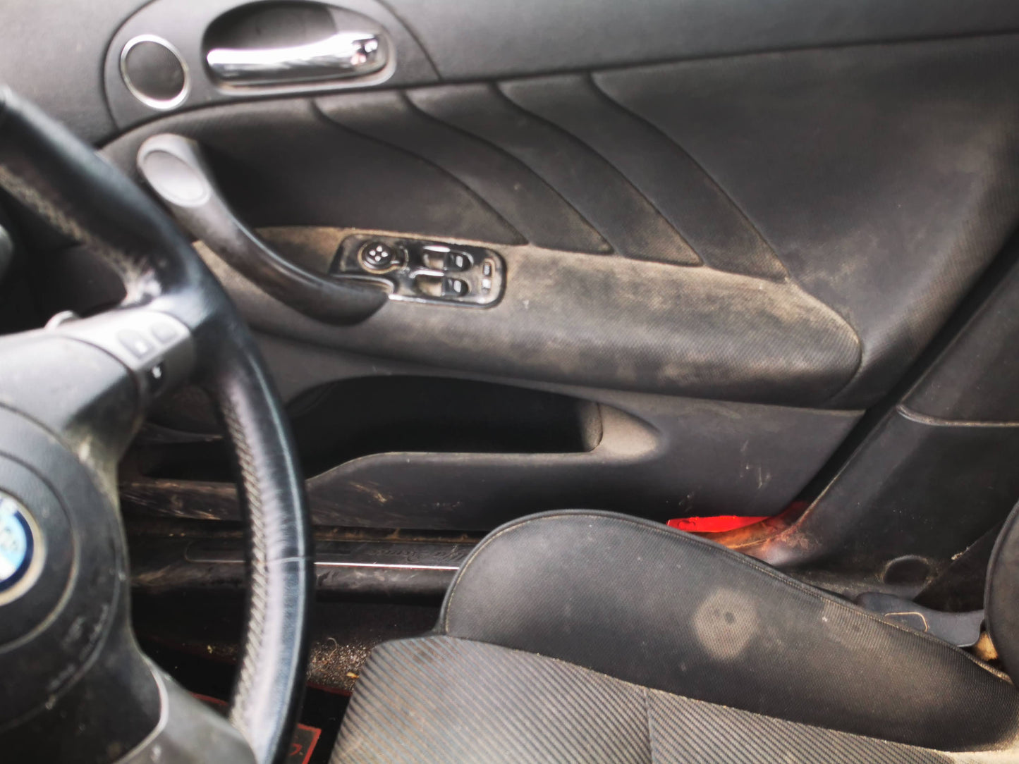 2010 ALFA ROMEO 147 RIGHT FRONT DOOR LOCK, 09/01-12/10 46800415 DOOR BOOT GATE LOCK