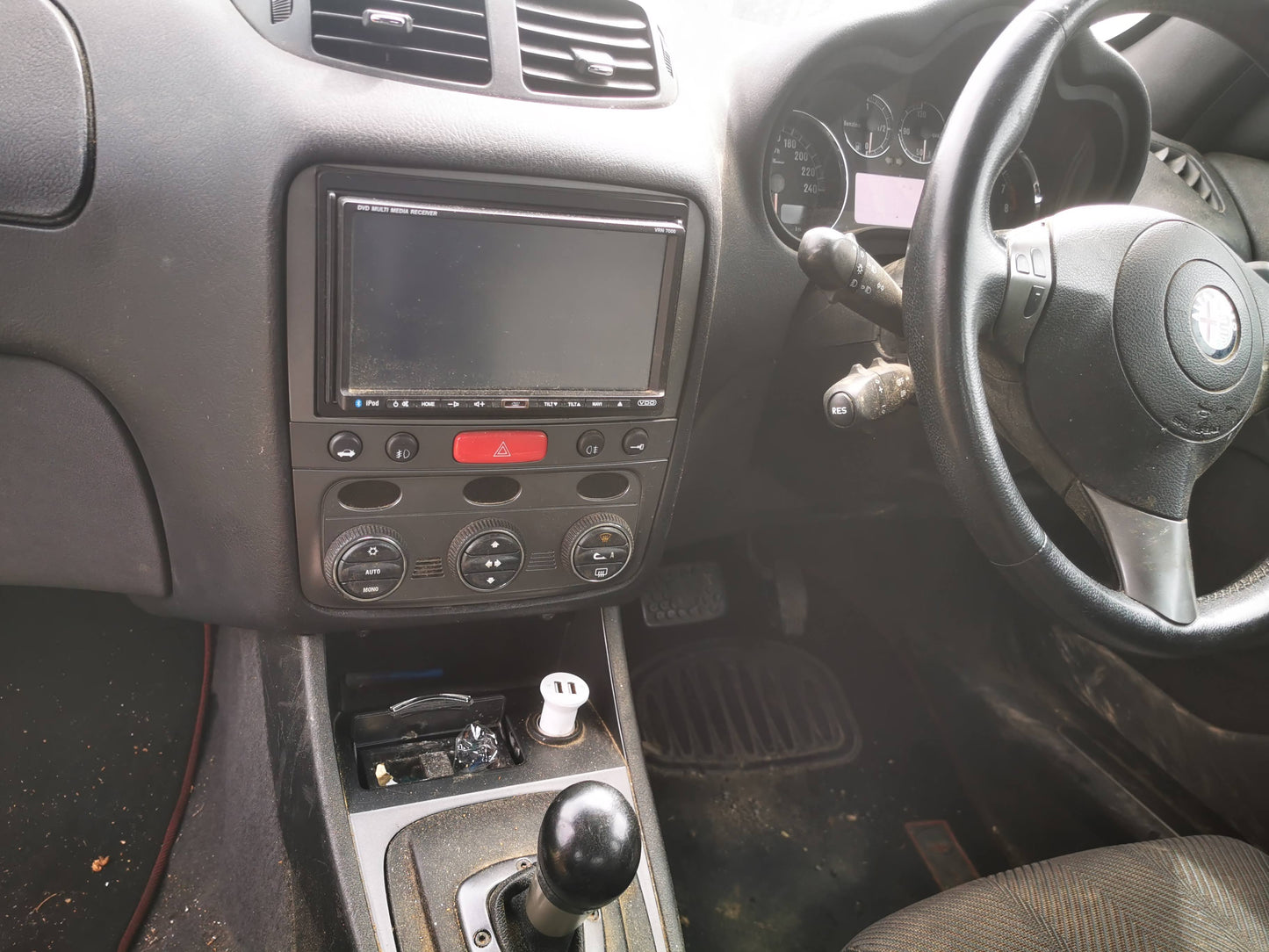 2010 ALFA ROMEO 147 5DR HATCH, 09/01-12/10 46751871 LEFT FRONT WINDOW REG MOTOR