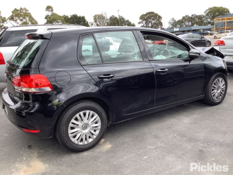 2010 VOLKSWAGEN GOLF AUTO T/M, DIESEL, TDI ENG, GEN 6, 12/08-03/13 5K0920860G INSTRUMENTCLUSTER
