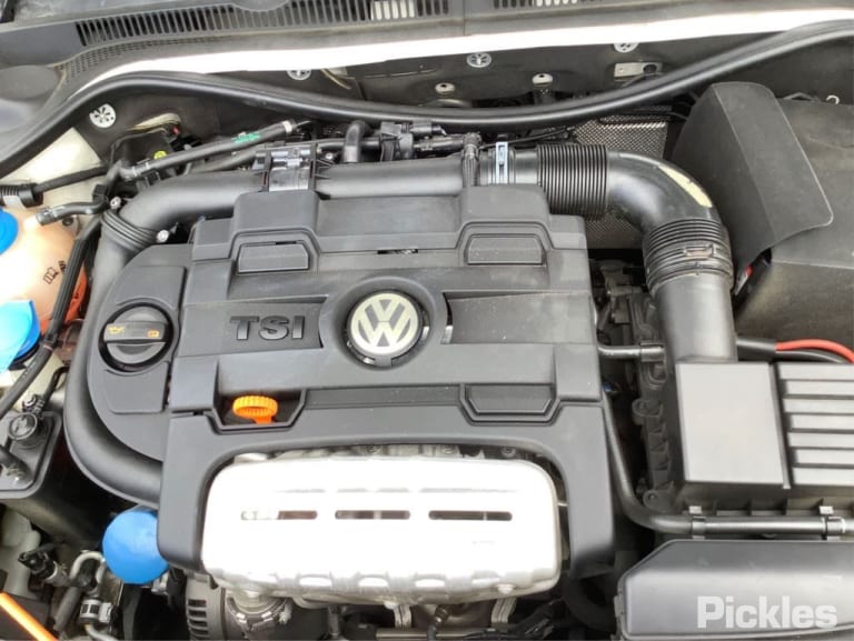2012 VOLKSWAGEN JETTA 1B, 02/11-12/17 5C6821105A LEFT GUARD