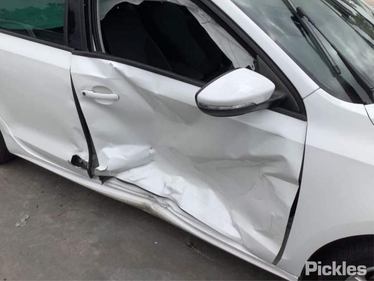 2012 VOLKSWAGEN JETTA DISPLAY & HEAD UNIT, (RCD310), 1B, 02/11-06/15 1K0057186AN RADIO CD DVD SAT TV
