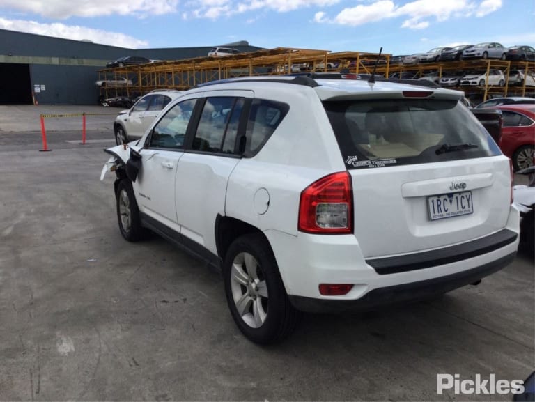 2013 JEEP COMPASS MK, 07/11-12/16 5105040AH RIGHT FRONT LOWER CONTROL ARM