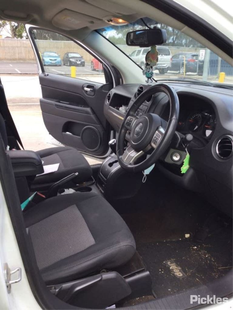 2013 JEEP COMPASS MK, 07/11-12/16 68088499AB LEFT FRONT HUB ASSEMBLY