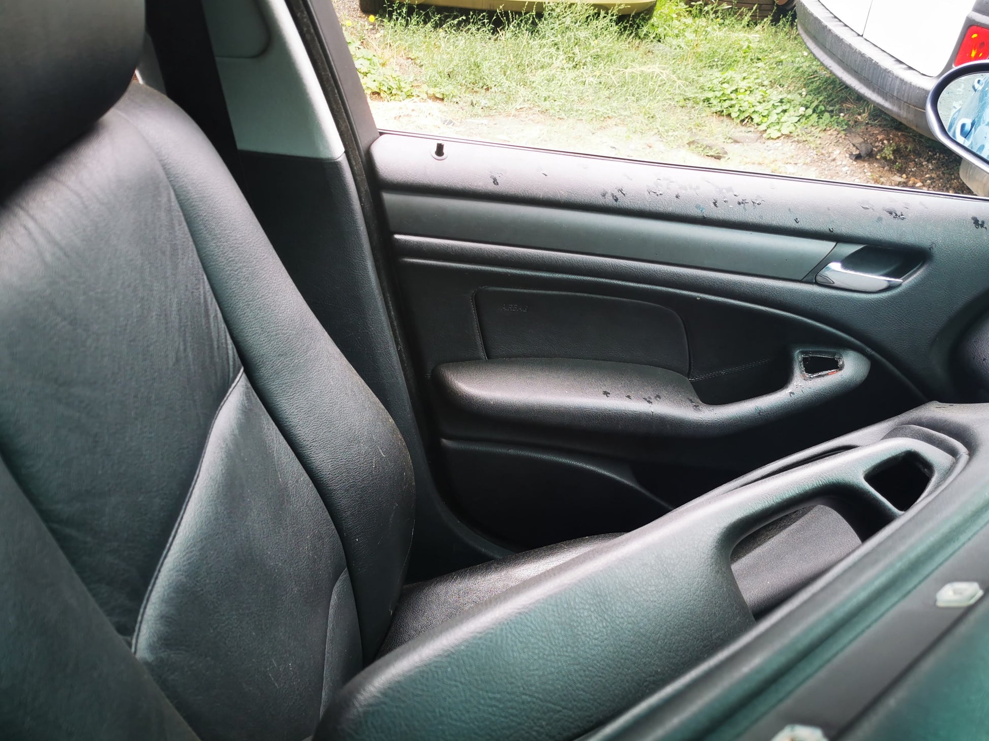 2000 BMW 3 SERIES E46, SEDAN, CLEAR FLASHER TYPE, 09/98-09/01 63218364921 LEFT TAILLIGHT