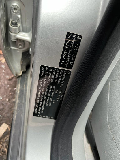 1996 MERCEDES E CLASS W210, SEDAN, NON AIR BAG TYPE, 01/96-10/99 A2107302405 RIGHT REAR DOOR SLIDING