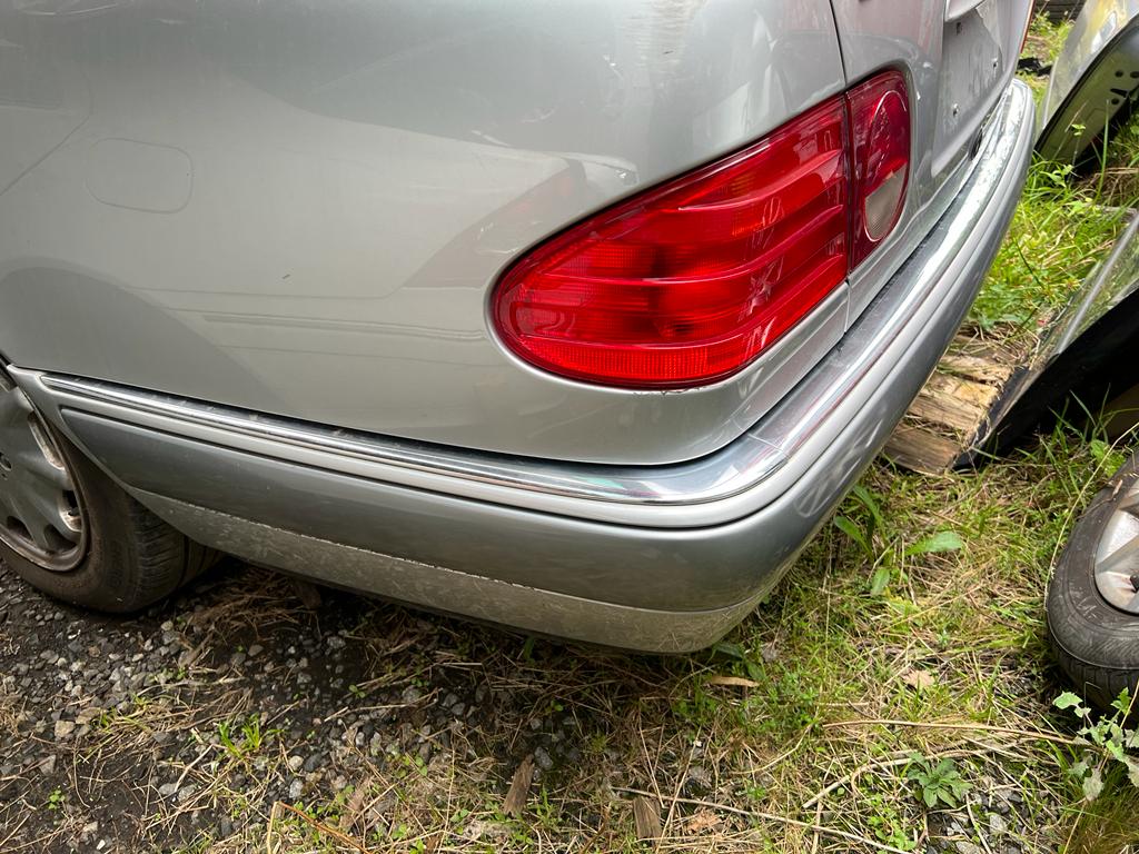 1996 MERCEDES E CLASS W210, SEDAN, NON AIR BAG TYPE, 01/96-10/99 A2107302405 RIGHT REAR DOOR SLIDING