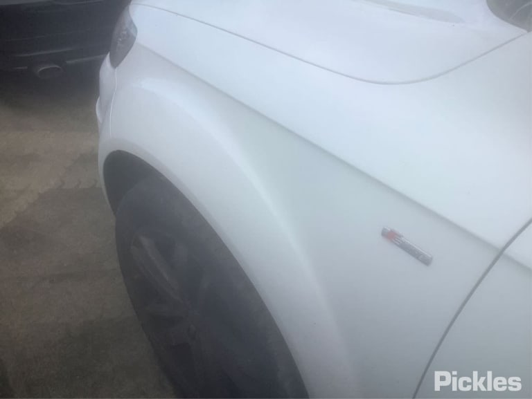 2011 AUDI Q7 4L, 09/06-08/15 4L0821101 LEFT GUARD