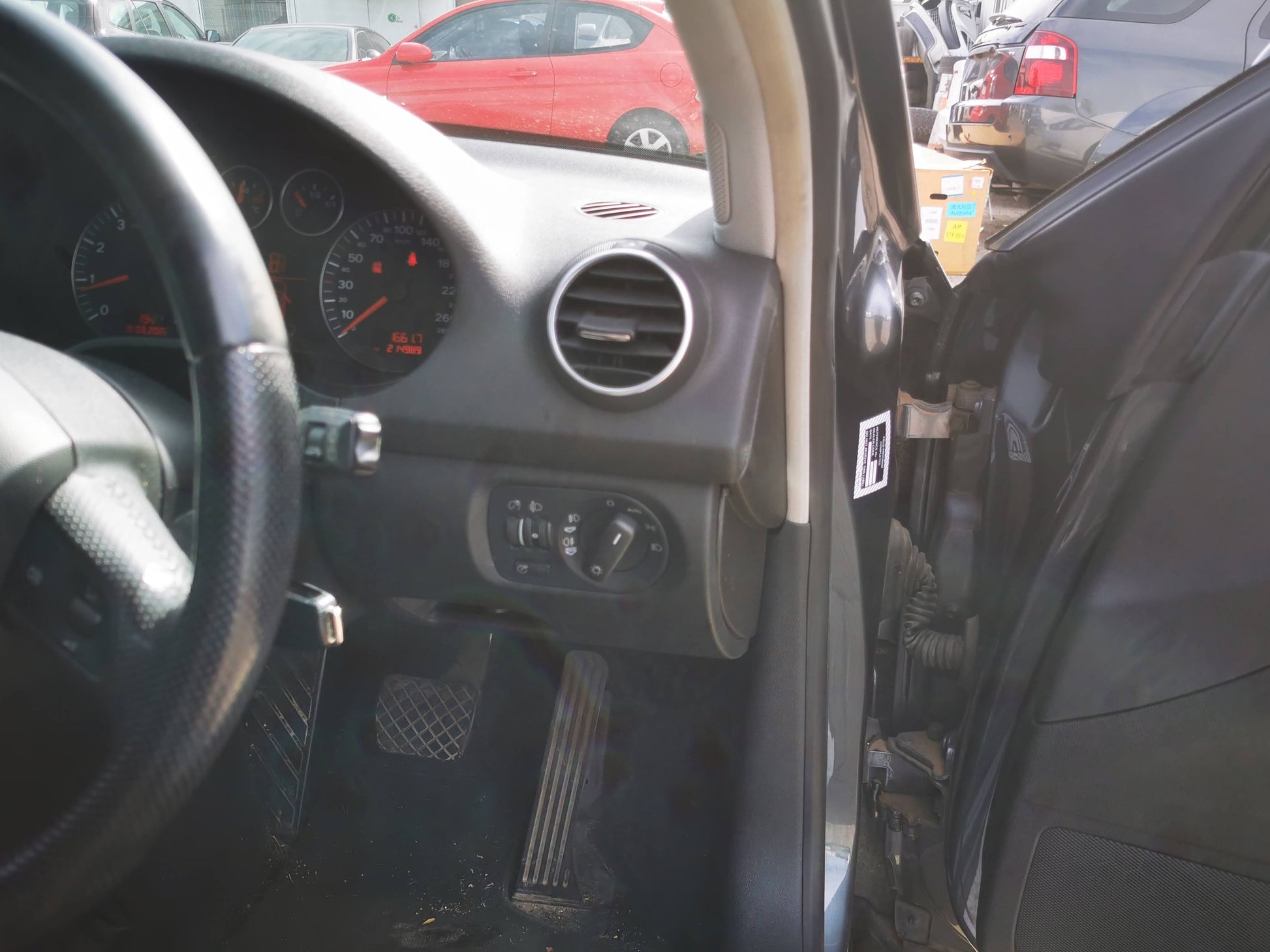 2005 AUDI A3 8P, DOOR REG ASSY (REG AND MOTOR), 5DR HATCH, 06/04-04/13 8P4837461C LEFT FRONT WINDOW REG MOTOR