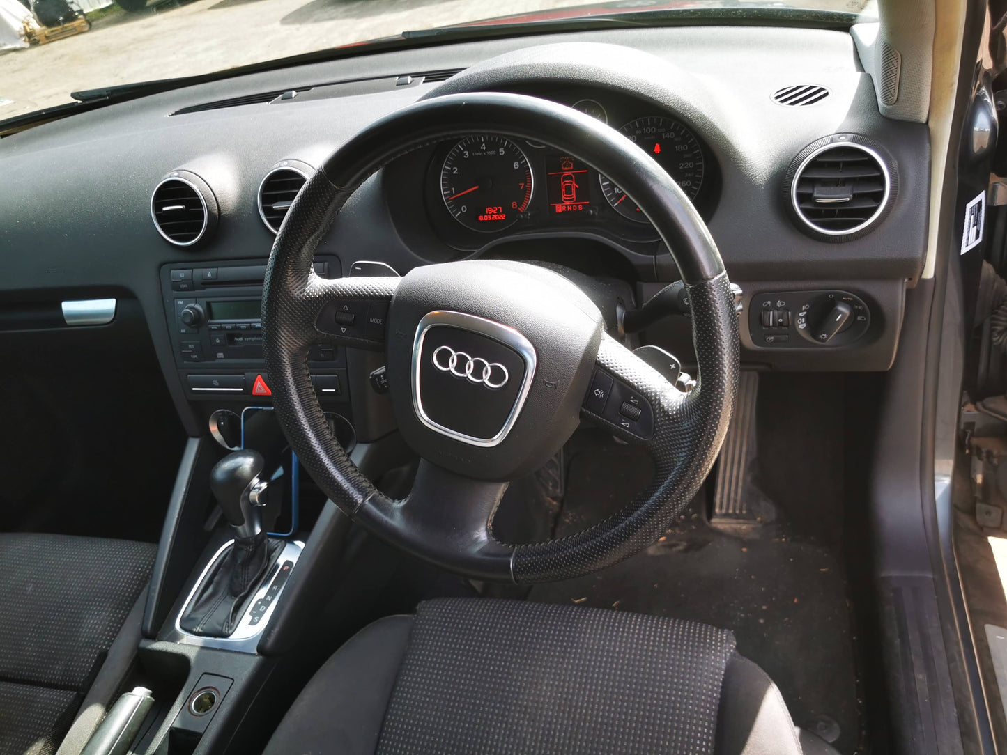 2005 AUDI A3 LEFT FRONT DOOR LOCK, 5DR HATCH, 8P, 06/04-04/13 4F2837015 DOOR BOOT GATE LOCK