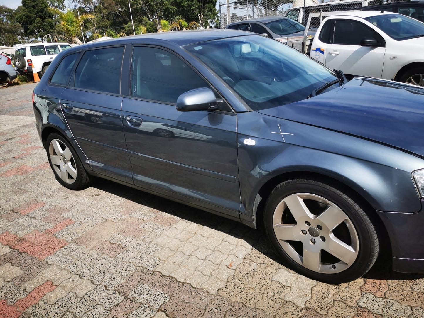 2005 AUDI A3 8P, DOOR REG ASSY (REG AND MOTOR), 5DR HATCH, 06/04-04/13 8P4837461C LEFT FRONT WINDOW REG MOTOR