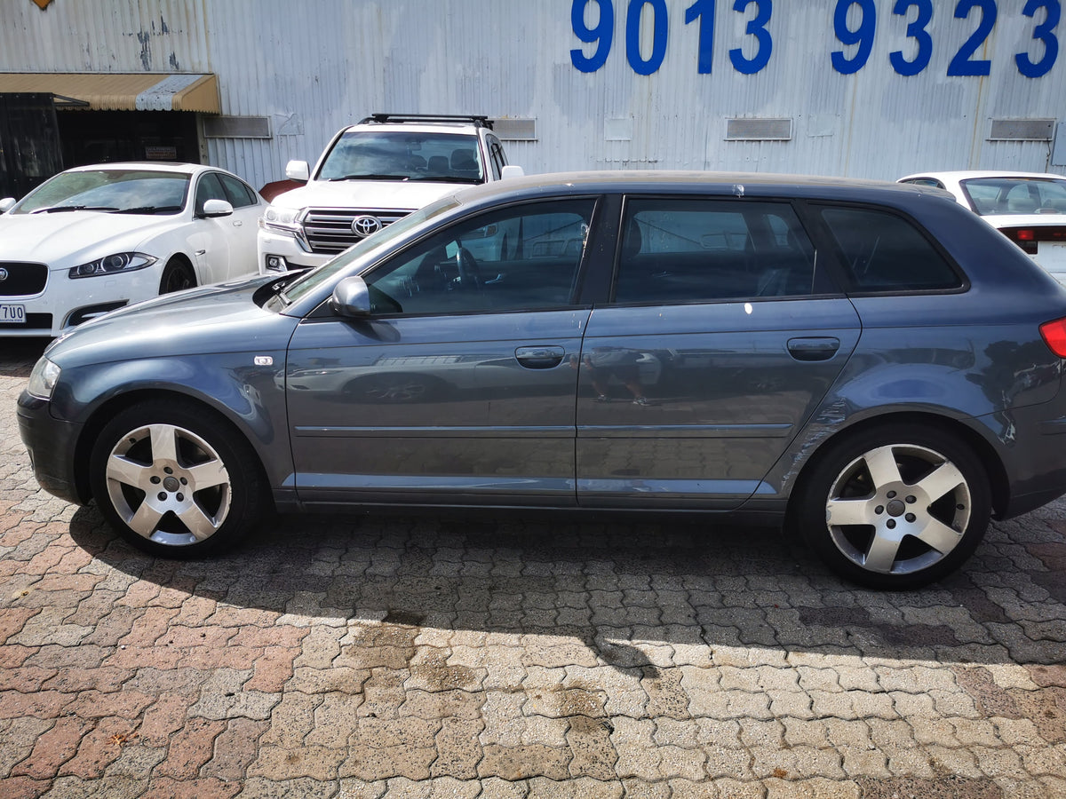 2005 AUDI A3 8P, DOOR REG ASSY (REG AND MOTOR), 5DR HATCH, 06/04-04/13 8P4837461C LEFT FRONT WINDOW REG MOTOR