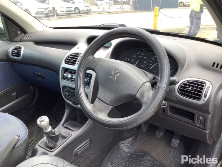 2003 PEUGEOT 206 1.6, VALEO BRAND, T1, 10/99-11/07 5802C9 STARTER