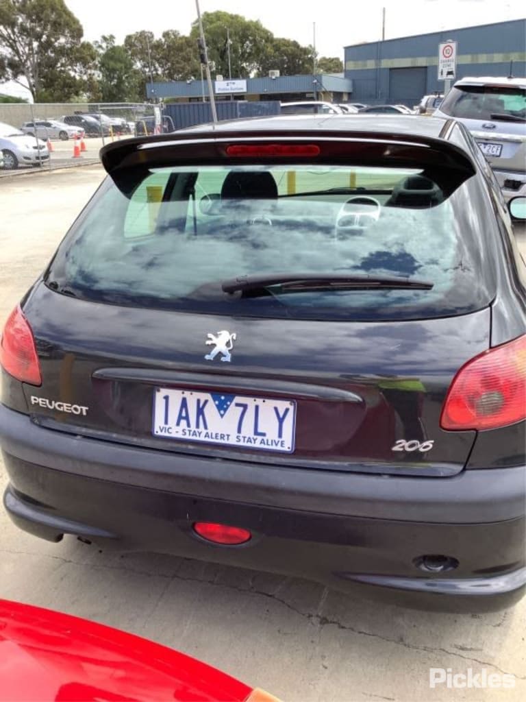 2003 PEUGEOT 206 1.6, VALEO BRAND, T1, 10/99-11/07 5802C9 STARTER