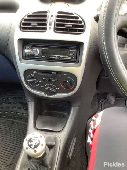 2003 PEUGEOT 206 1.6, VALEO BRAND, T1, 10/99-11/07 5802C9 STARTER