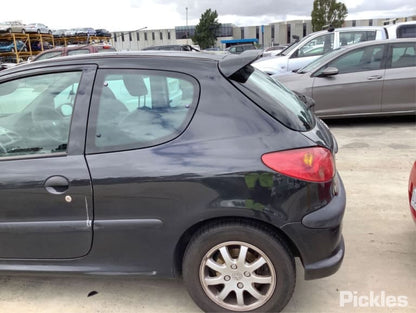 2003 PEUGEOT 206 1.6, VALEO BRAND, T1, 10/99-11/07 5802C9 STARTER