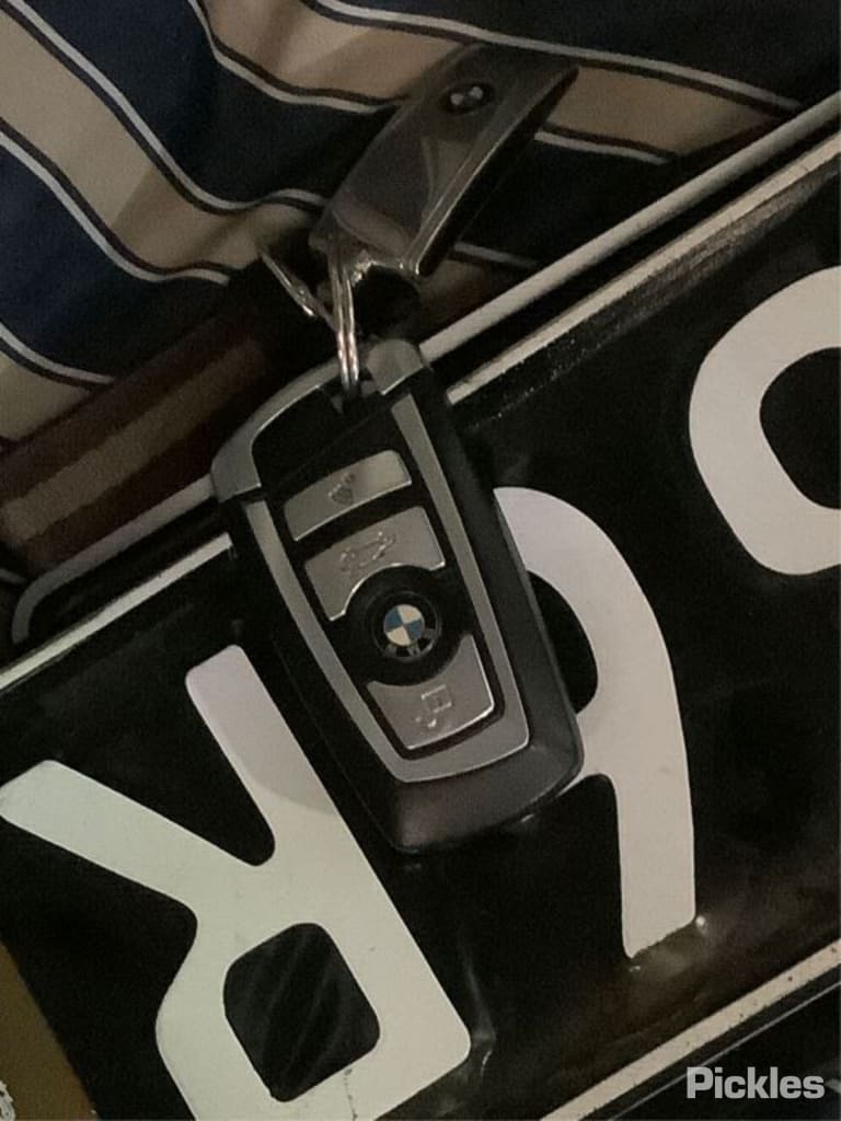 2009 BMW 7 SERIES RH REAR, SEAT BELT ONLY, F01/F02, 03/09-09/15  SEAT BELT STALK