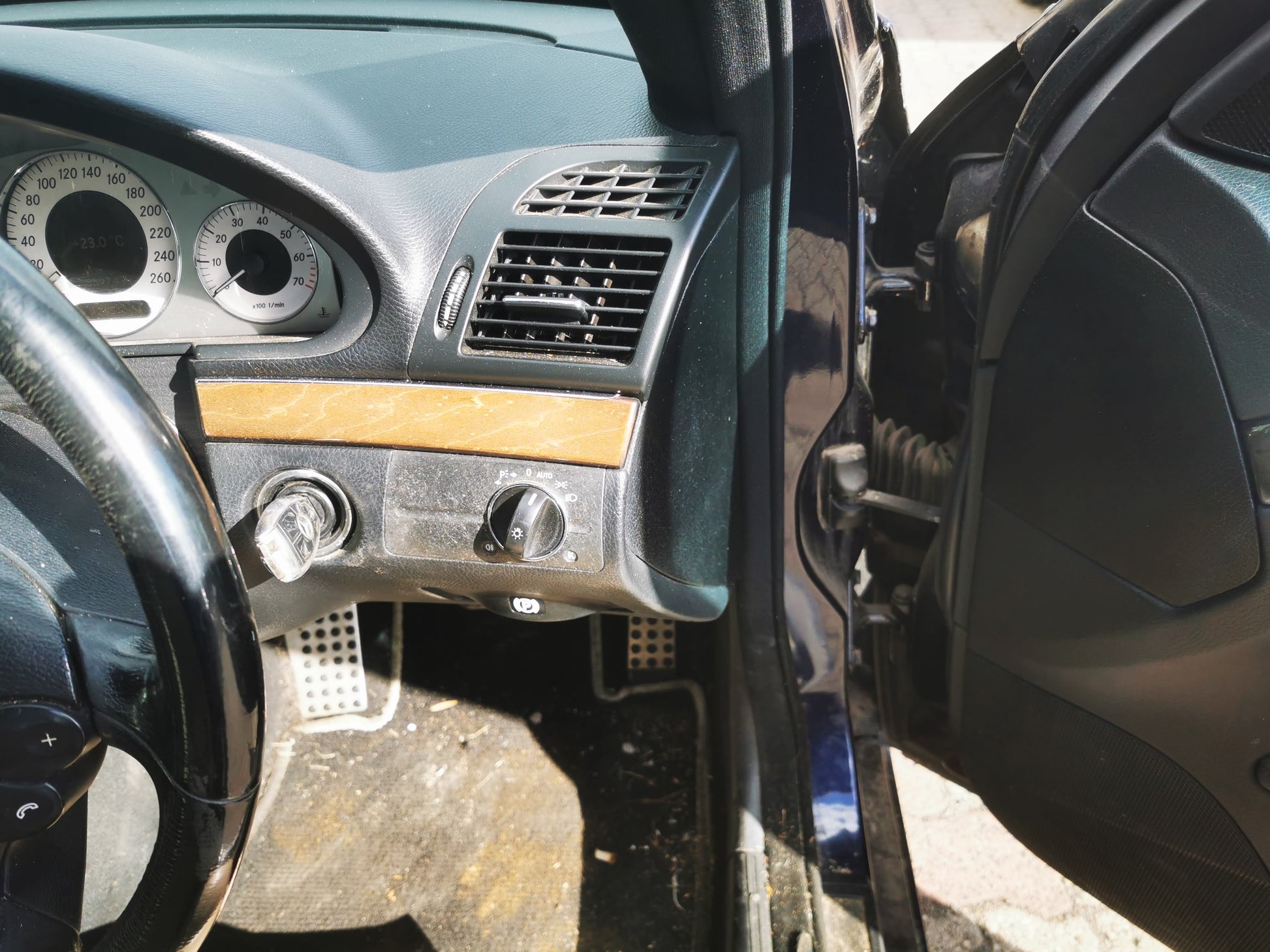 2008 MERCEDES E CLASS W211/S211, POWER, 08/02-12/09 A2117200346 LEFT FRONT WINDOW REG MOTOR