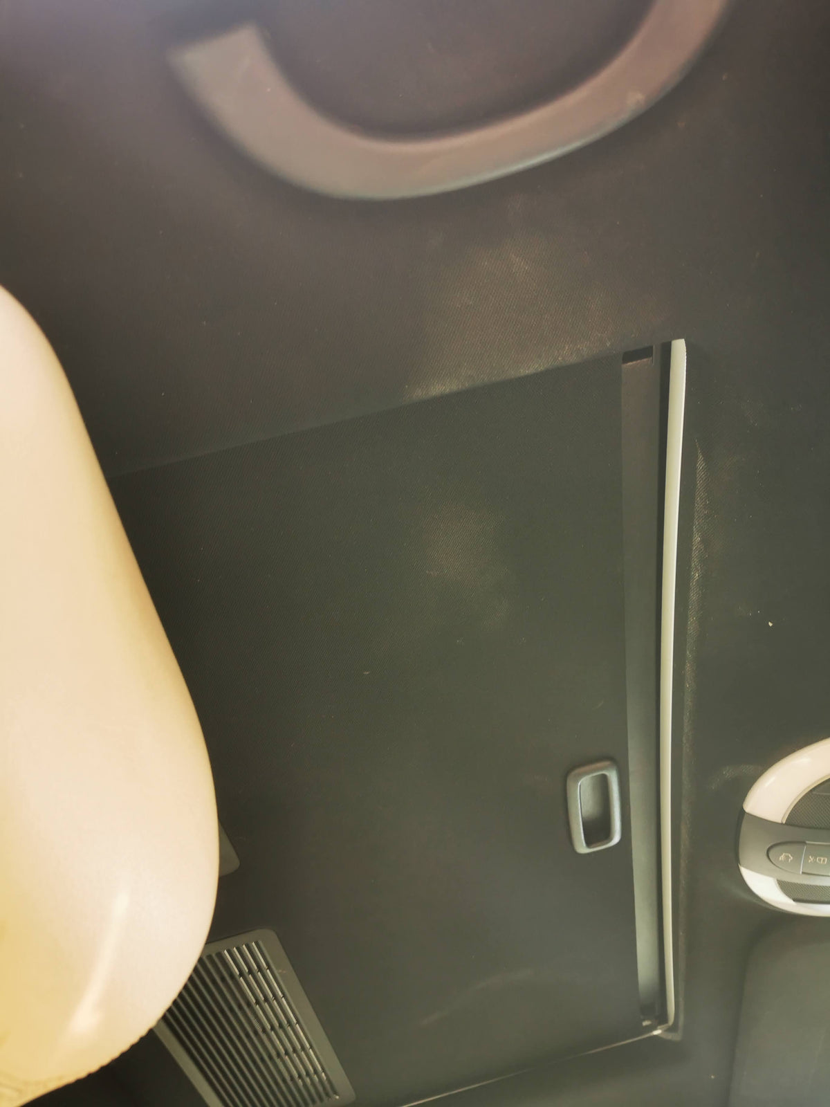 2008 MERCEDES E CLASS RIGHT FRONT DOOR LOCK, W211/S211, 08/02-12/09 A2117200435 DOOR BOOT GATE LOCK