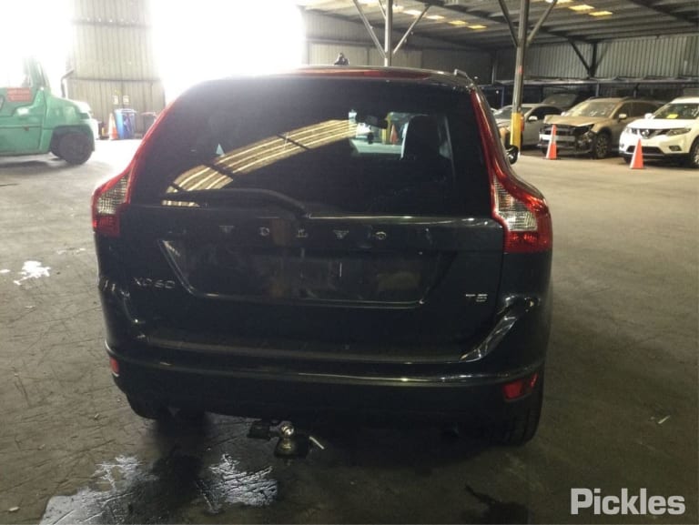 2013 VOLVO XC60 DZ, 02/09-04/17 31457679 RIGHT FRONT DOOR