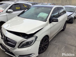 2012 MERCEDES B CLASS TAILGATE LAMP (LH SIDE), W246, LED TYPE, 12/11-01/15 A2469066300 REAR GARNISH