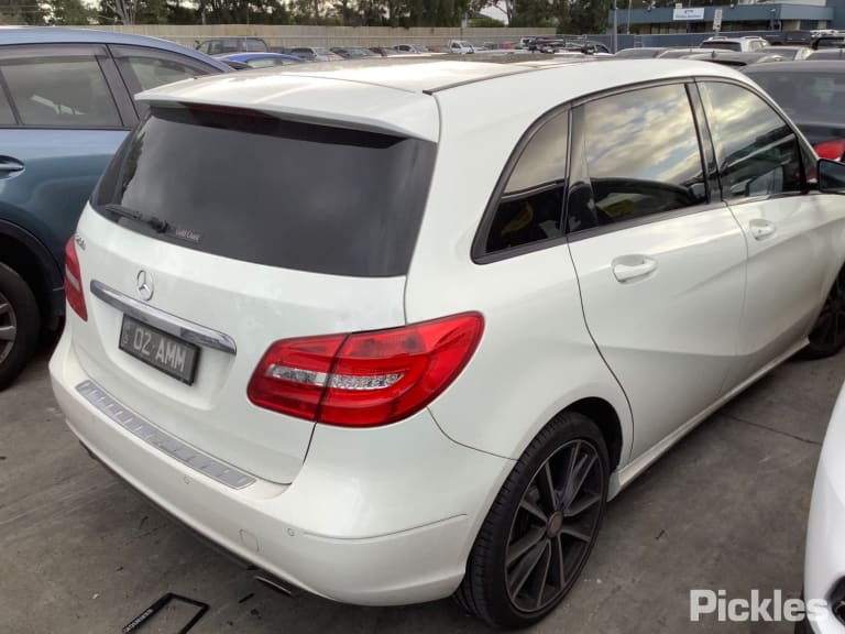 2012 MERCEDES B CLASS W246, 12/11-02/19 A2467350210 RIGHT REAR DOOR WINDOW