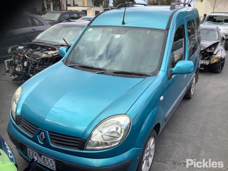 2010 RENAULT KANGOO CD PLAYER, W/ MP3/BLUETOOTH, X61, 10/10-  RADIO CD DVD SAT TV