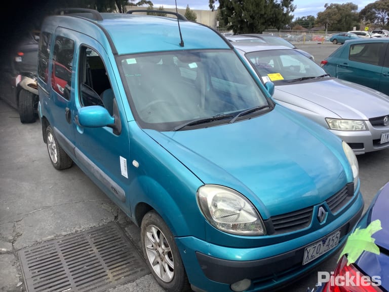 2010 RENAULT KANGOO CD PLAYER, W/ MP3/BLUETOOTH, X61, 10/10-  RADIO CD DVD SAT TV