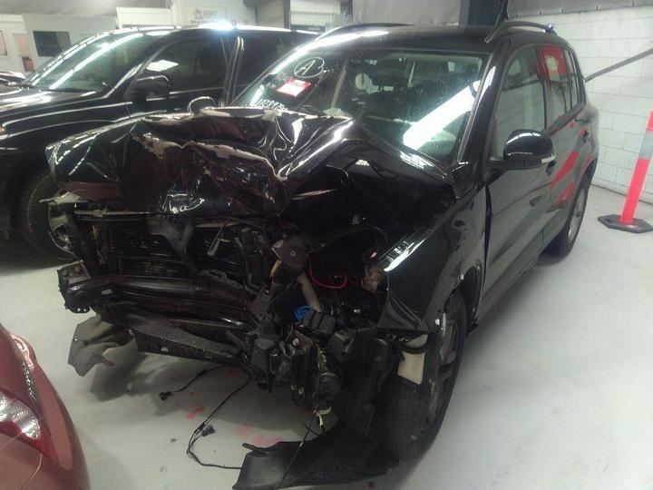 2009 VOLKSWAGEN TIGUAN RIGHT FRONT DOOR LOCK, 5N, P/N 5N2837016A, 01/09-03/10 5N2837016A DOOR BOOT GATE LOCK