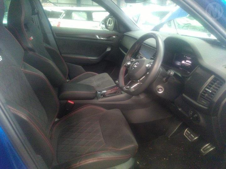 2021 SKODA KODIAQ STEERING WHEEL, NS, 07/21- 3V0880201AM RIGHT AIRBAG