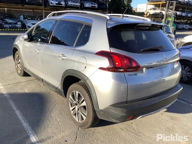2018 PEUGEOT 2008 BUMPER BAR (CENTRE), W/ PARK SENSOR TYPE, A94, 10/13-12/18  REAR BUMPER