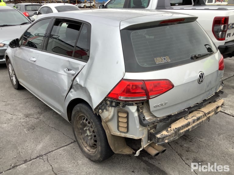 2014 VOLKSWAGEN GOLF PRIMARY RADIATOR (CLOSEST TO ENGINE), AUTO/MANUAL, 1.4, PETROL, GEN 7, 12/12-08/20 5Q0121251EM RADIATOR