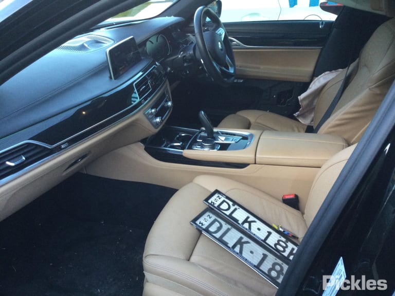 2016 BMW 7 SERIES G11/G12, 10/15-  LEFT FRONT HUB ASSEMBLY