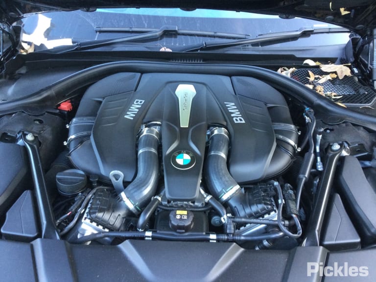 2016 BMW 7 SERIES G11/G12, 10/15-  RIGHT FRONT HUB ASSEMBLY