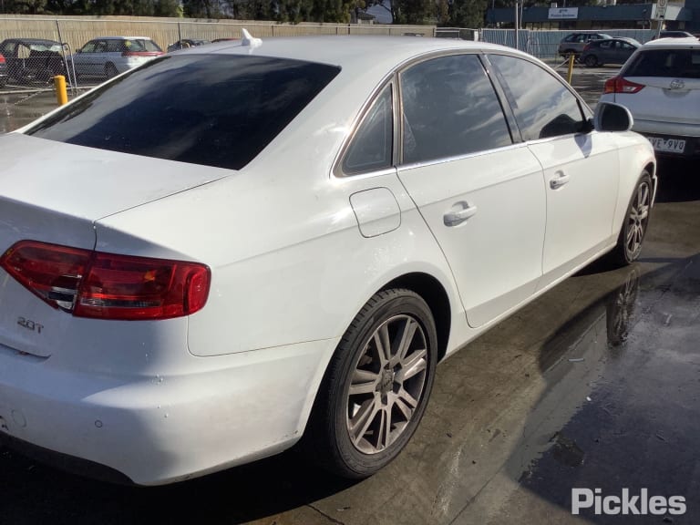 2009 AUDI A4 B8 8K, SEDAN/WAGON, 02/08-01/16  LEFT FRONT DOOR WINDOW