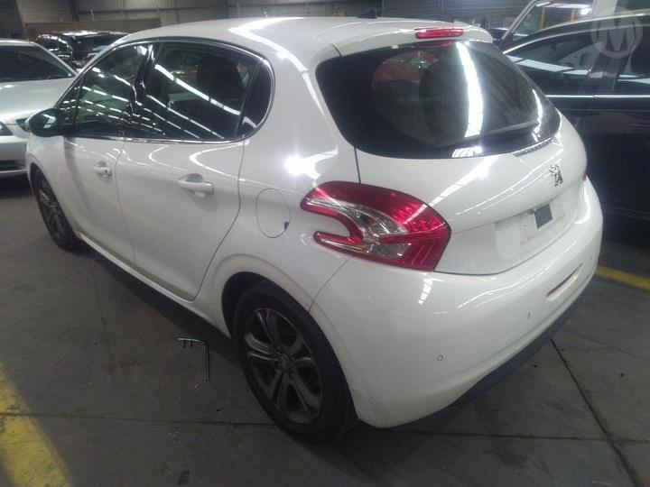 2014 PEUGEOT 208 A9, POWER FOLD, W/ CHROME TRIM, COLOUR CODED COVER TYPE, 10/12-12/18 1611240880 LEFT DOOR MIRROR
