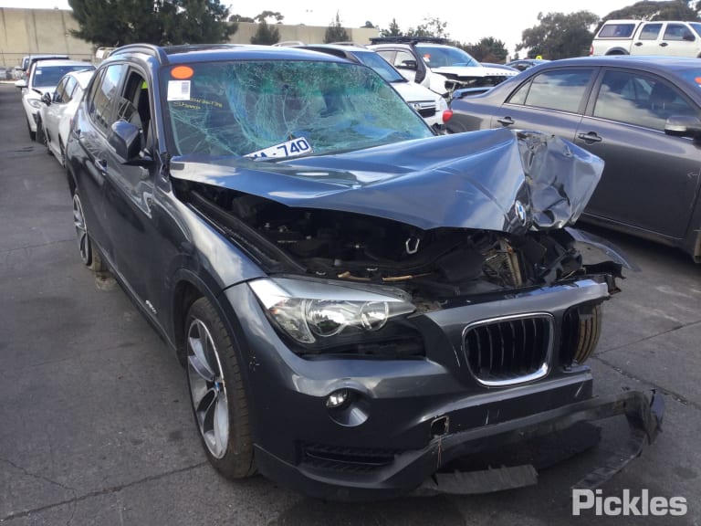 2013 BMW X1 E84, 04/10-07/15  RIGHT FRONT DOOR