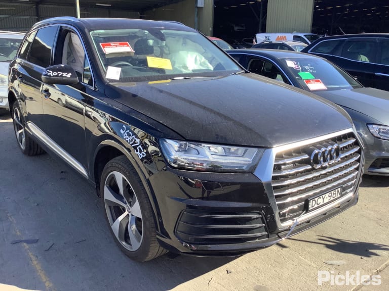 2016 AUDI Q7 4M, IN LIFTGATE, OPT 8SP 5PIN, 09/15-03/20 4M0945093E LEFT TAILLIGHT
