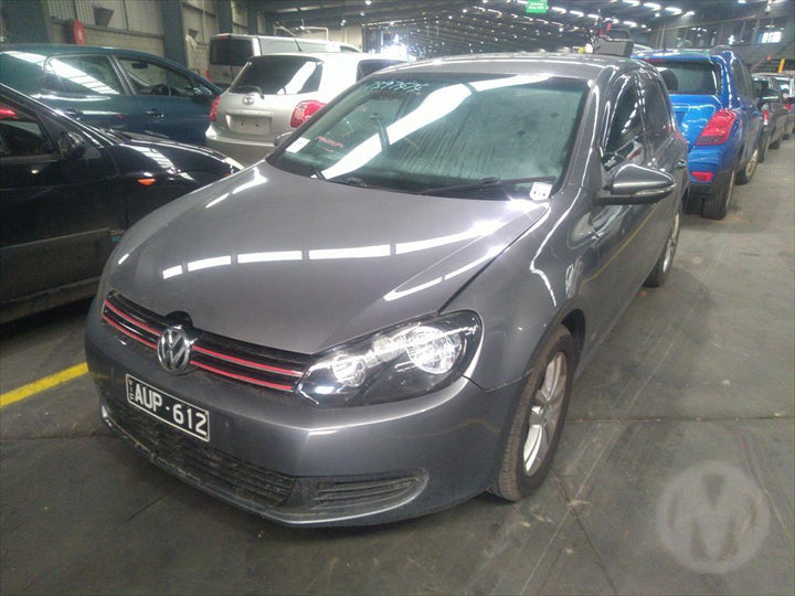 2011 VOLKSWAGEN GOLF GEN 6, 10/08-12/15 1K0947105T COURTESY LIGHT