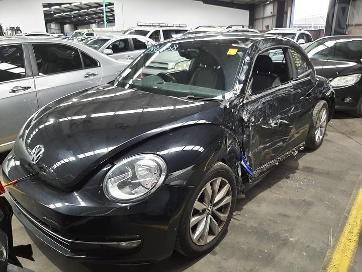2014 VOLKSWAGEN BEETLE FRONT W/ ARCH, 01/13-12/16 5C5821022C RIGHT GUARD