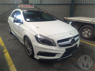 2013 MERCEDES A CLASS W176, 03/13-03/18 A1763320500 LEFT FRONT HUB ASSEMBLY