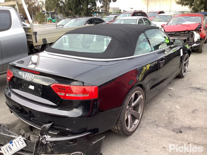 2010 AUDI A5/S5 LEFT FRONT DOOR LOCK, 8T, SINGLE ROW (6 PIN), P/N 8J2837015C, 11/09-11/16 8J2837015C DOOR BOOT GATE LOCK