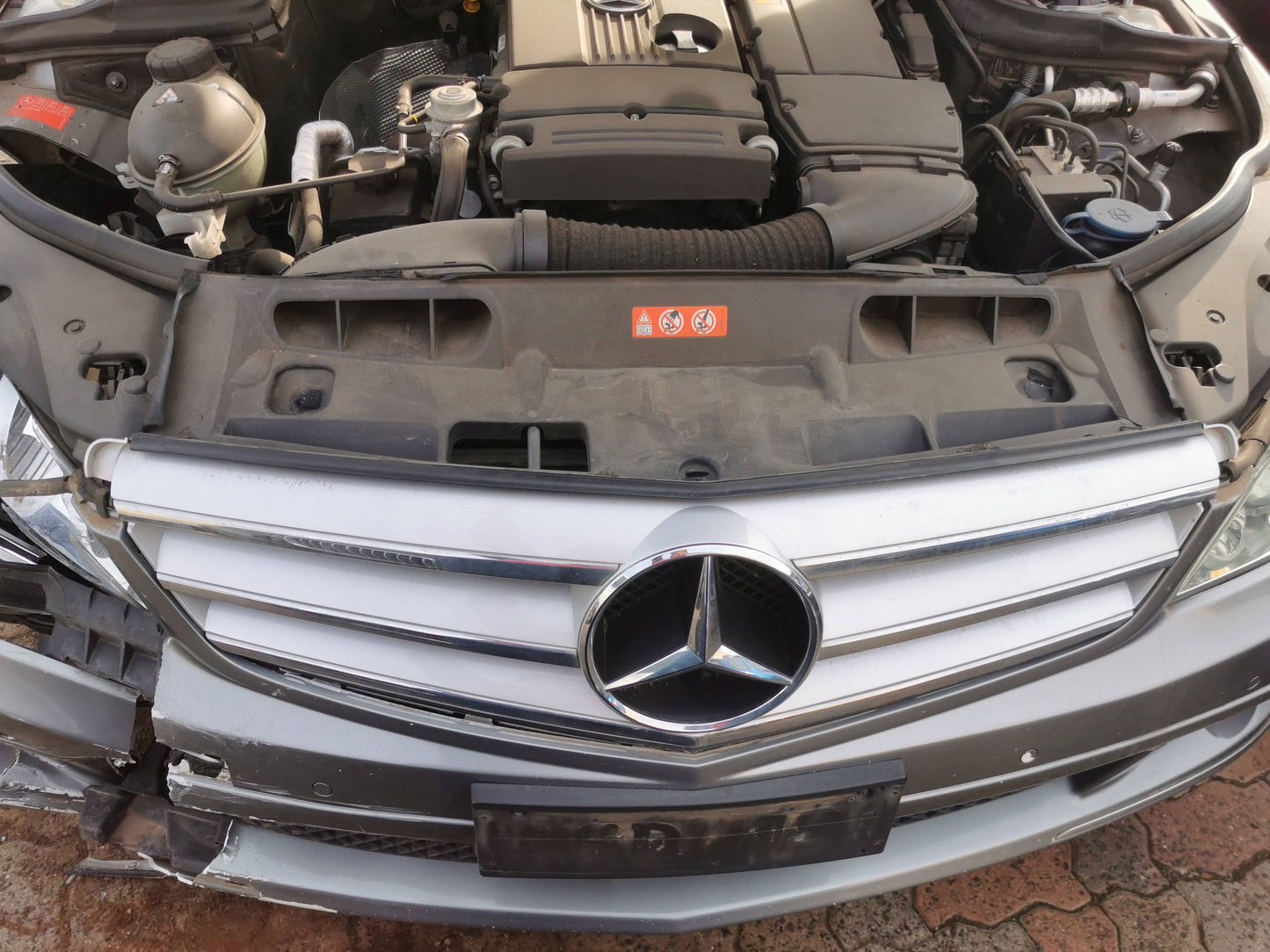 2008 MERCEDES C CLASS DASH RADIO CONTROL/HEAD UNIT, SINGLE DISC CD PLAYER, NON SAT NAV TYPE, W204/S204,07/07-05/11 A2048700296 RADIO CD DVD SAT TV