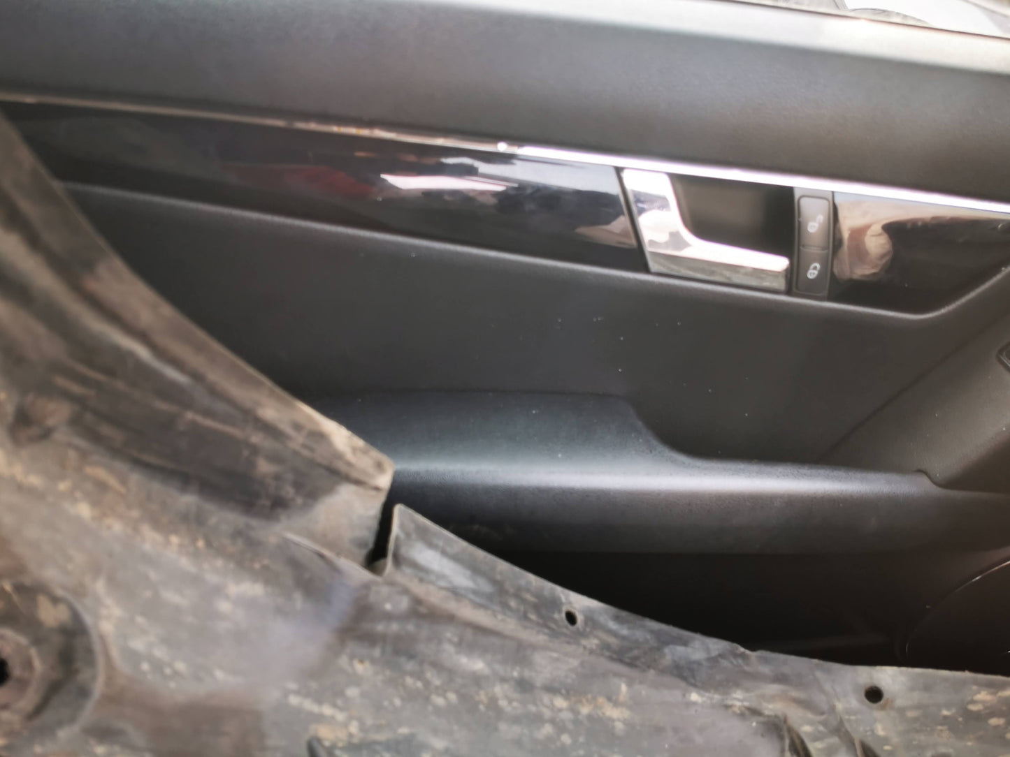 2008 MERCEDES C CLASS W204, SEDAN, AVANTGARDE/SPORTS, LED TYPE, 07/07-04/11 A2048200264 RIGHT TAILLIGHT