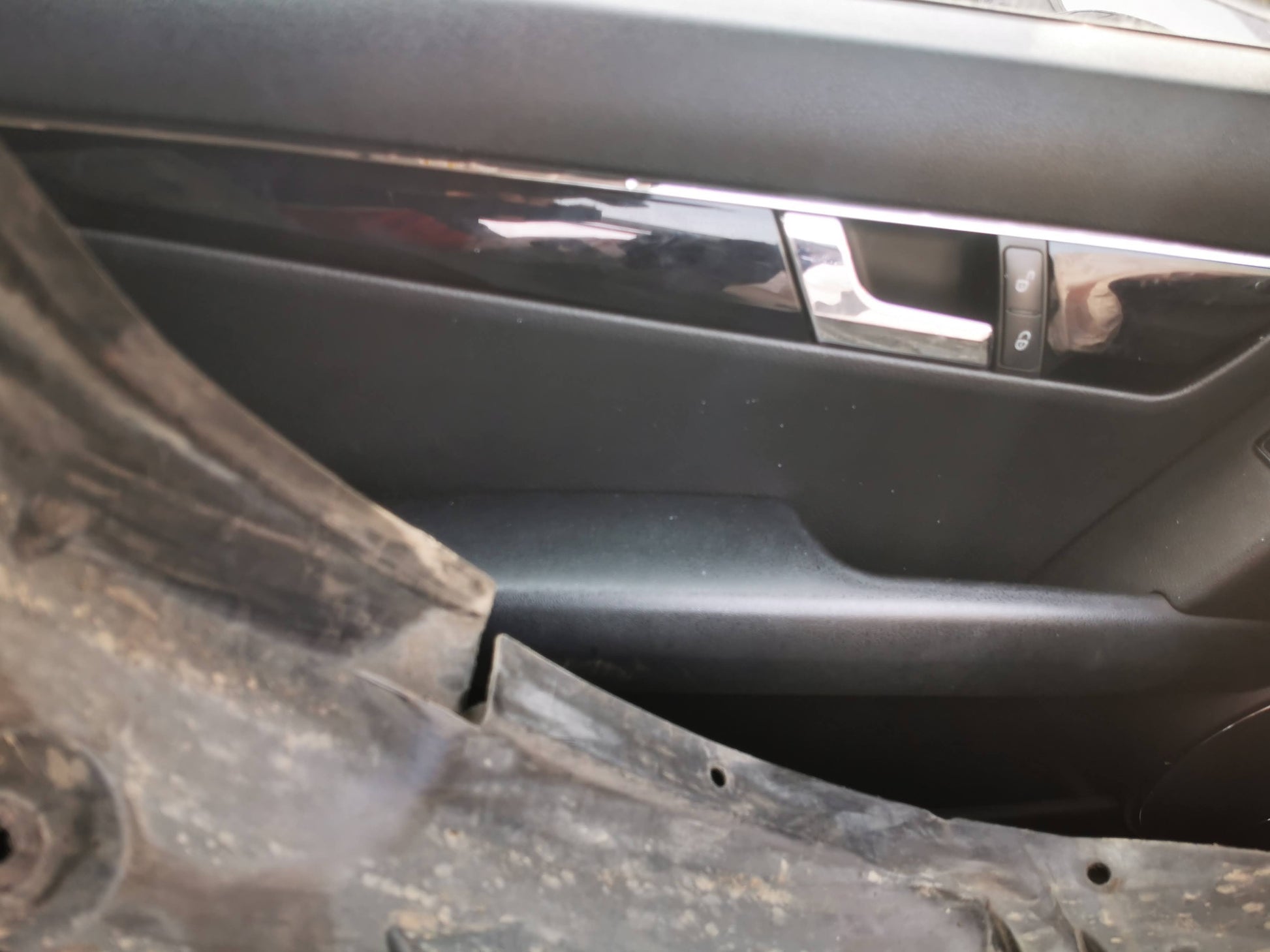 2008 MERCEDES C CLASS W204, SEDAN, AVANTGARDE/SPORTS, LED TYPE, 07/07-04/11 A2048200264 RIGHT TAILLIGHT