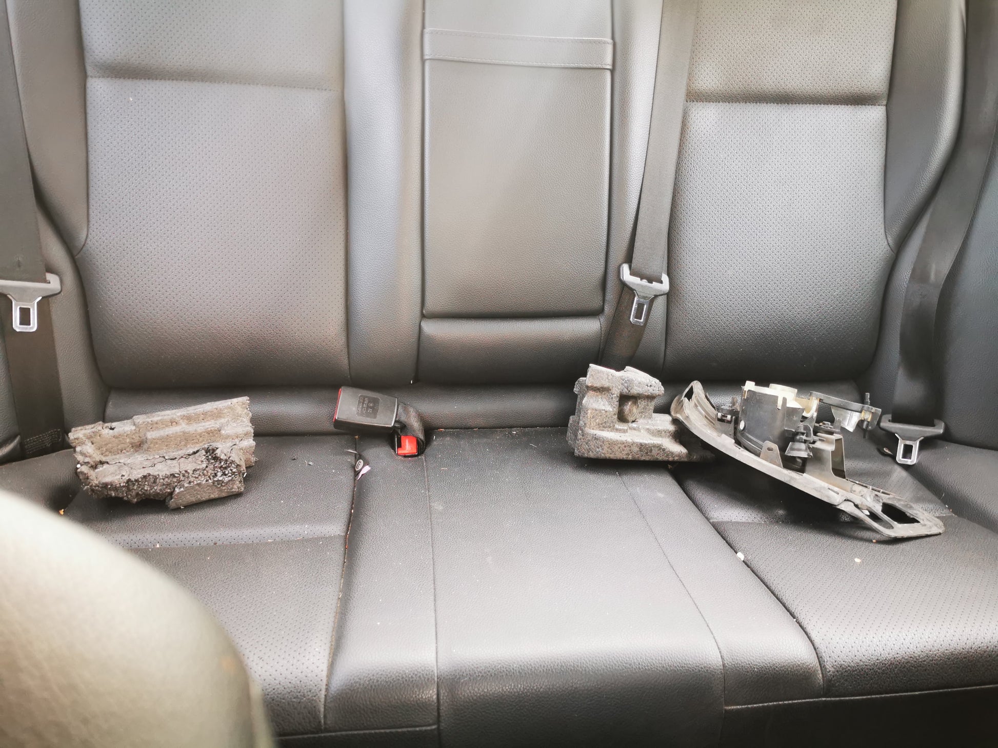 2008 MERCEDES C CLASS W204, SEDAN, AVANTGARDE/SPORTS, LED TYPE, 07/07-04/11 A2048200264 RIGHT TAILLIGHT