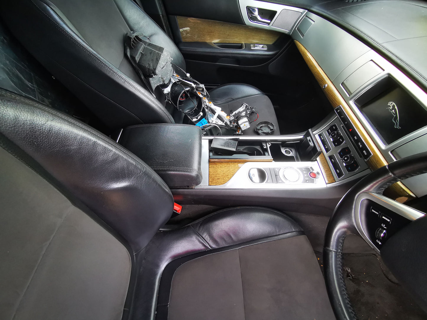 2013 JAGUAR XF AUTO, DIESEL, 2.2, TURBO, X250, 09/11-05/15 C2Z13929 TRANS GEARBOX