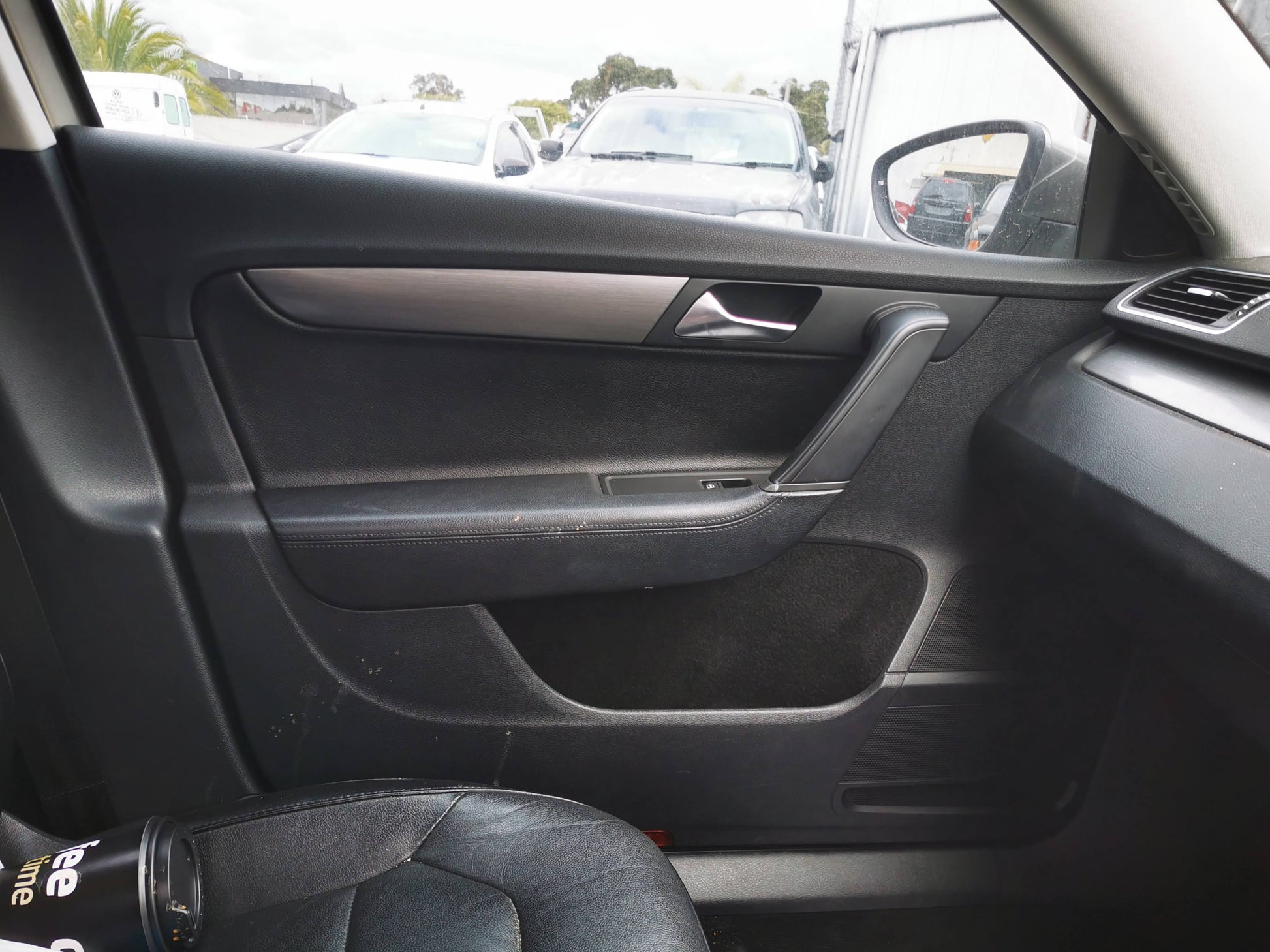 2012 VOLKSWAGEN PASSAT 3C/MK6 B7, SEDAN/WAGON, 09/10-05/15 3AA837461B LEFT FRONT WINDOW REG MOTOR