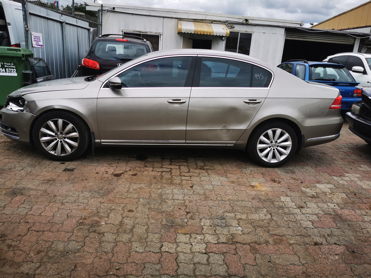 2012 VOLKSWAGEN PASSAT 3C/MK6 B7, SEDAN, 09/10-05/15 3AE839462C RIGHT REAR WND REG MOTOR